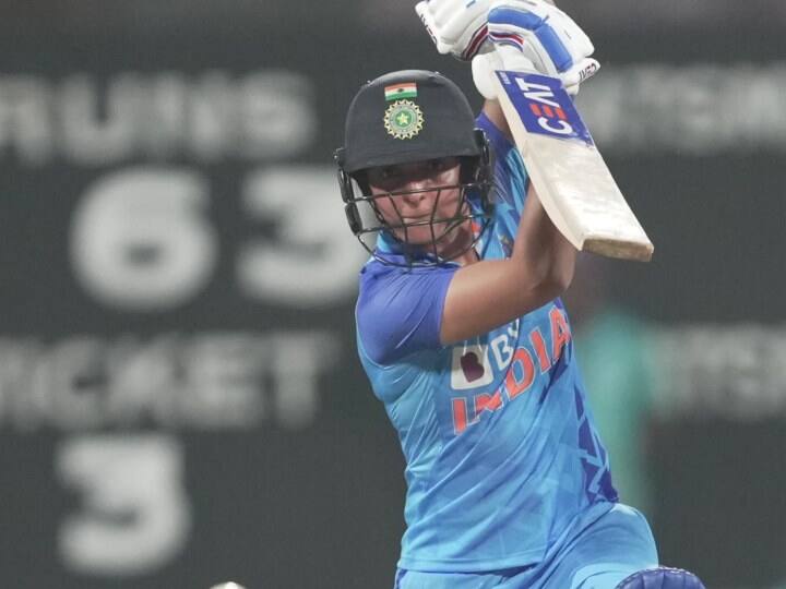 Women's T20 World Cup 2023: विश्व कप से पहले कप्तान हरमनप्रीत का फैंस के लिए मैसेज, जानें क्यों धोनी की दिलाई याद Harmanpreet Kaur says Women's T20 World Cup 2023 fans will enjoy world cup in south africa Women's T20 World Cup 2023: विश्व कप से पहले कप्तान हरमनप्रीत का फैंस के लिए मैसेज, जानें क्यों धोनी की दिलाई याद