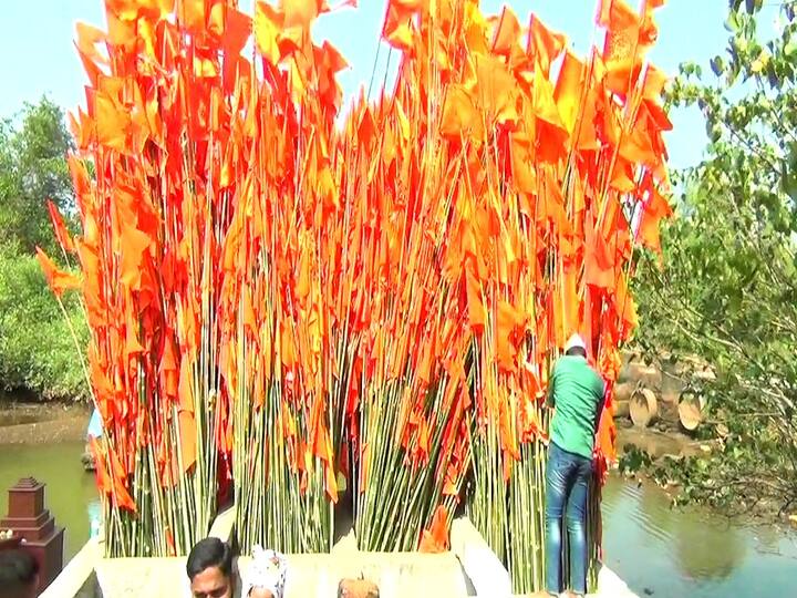 शांतता, नैसर्गिक सान्निध्य असलेल्या या देवस्थानात पर्यटकही काही काळ विश्रांती घेतात.