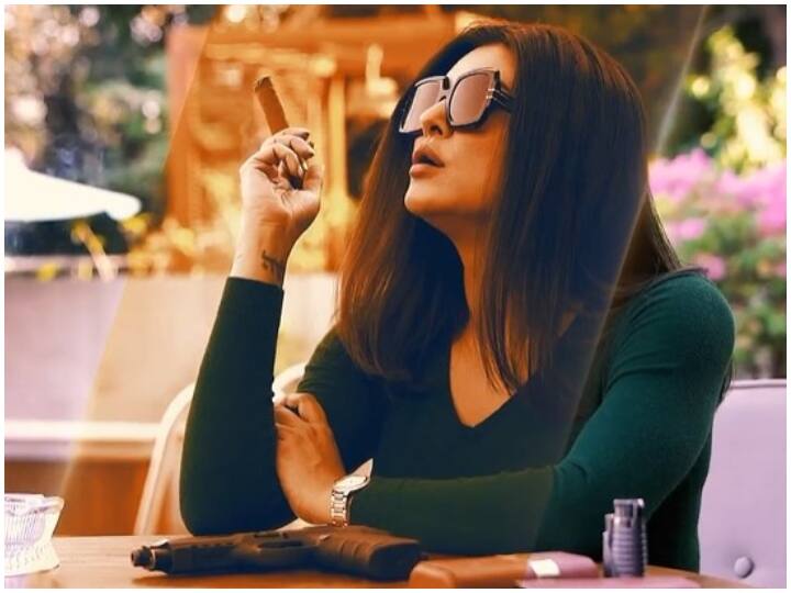Arya Season 3 teaser released Sushmita Sen seen smoking cigar and loading pistol Aarya 3 Teaser: सिगार पीते हुए और पिस्टल लोड करते नजर आई Sushmita Sen, 'आर्या सीजन 3' के धांसू टीजर ने फैंस को किया इम्प्रेस