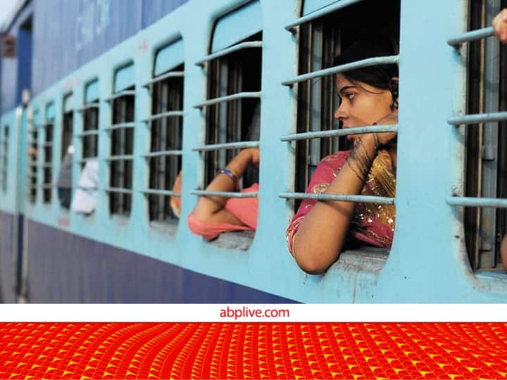 जनरल का टिकट खरीदने के इतने समय बाद पकड़ी ट्रेन तो लगेगा जुर्माना! पढ़िए क्या है नियम General ticket Validity Catching a train after three hours of taking a general ticket can land you in trouble indian railway rules जनरल का टिकट खरीदने के इतने समय बाद पकड़ी ट्रेन तो लगेगा जुर्माना! पढ़िए क्या है नियम