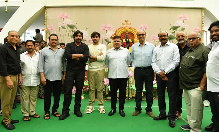 మ్యూజికల్ సెన్సేషన్ ఎస్ఎస్ థమన్ ఈ సినిమాకు సంగీతం అందిస్తున్నారు.
