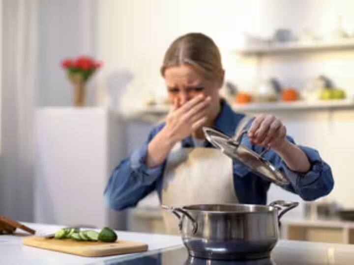 Health Tips stale food health problems food can make you sick marathi