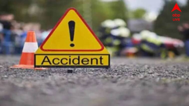 Road Accident Kills One While Injuring Another At Kirnahar Birbhum News:পথ দুর্ঘটনায় মৃত্যু এক জনের, কীর্ণাহারের ঘটনায় জখম আরও ১