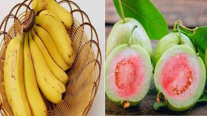 अमरूद और केला केला और अमरूद दोनों ही फायदेमंद होते हैं. लेकिन अगर दोनों को आप एक साथ खाते हैं तो इसका नुकसान भी हो सकता है. केला और अमरूद का कॉन्बिनेशन कई तरह की बीमारियों को जन्म दे सकता है. एसिडिटी की समस्या, हेडेक होना, जी मिचलाना जैसी समस्याएं आपको परेशान कर सकती हैं.