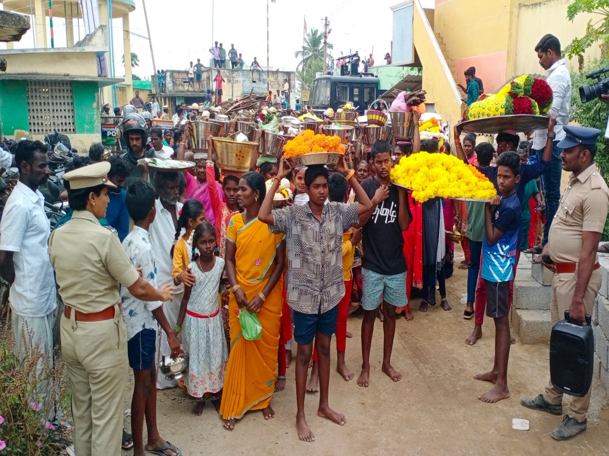 Tiruvannamalai: 80 ஆண்டுகளுக்குப் பிறகு கோவிலுக்கு உள்ளே அனுமதி - மகிழ்ச்சியில் மக்கள்