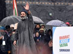 Bharat Jodo Yatra : राहुल गांधींचं बर्फवृष्टीत वादळी भाषण, पाहा फोटो!