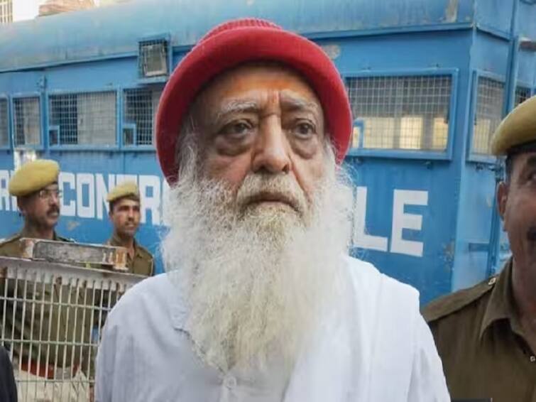 Gujarat Gandhinagar Court hold jailed self styled godman asaram bapu guilty in 2013 rape case Asaram Bapu : बलात्कार प्रकरणी स्वयंघोषित संत आसाराम बापू दोषी; कोर्ट उद्या शिक्षा सुनावणार