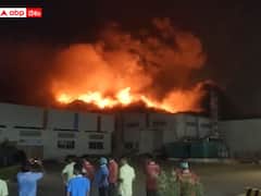 Amar Raja Fire Accident: చిత్తూరులోని అమర్ రాజా ఫ్యాక్టరీలో భారీ అగ్నిప్రమాదం, ఎగసిపడుతున్న మంటలు