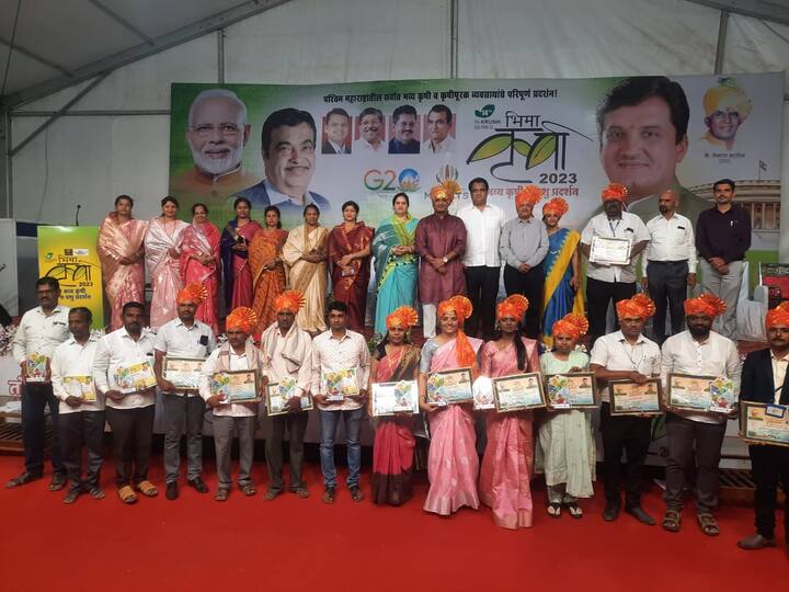 तीन वेळा नॅशनल चॅम्पियन मिळविलेला सर्वात मोठा हरियाणातील 12 कोटींचा बादशाह रेडा आणि 31 लिटर दूध देणारी बिजली नावाची म्हैस प्रदर्शनाची खास आकर्षण ठरली.