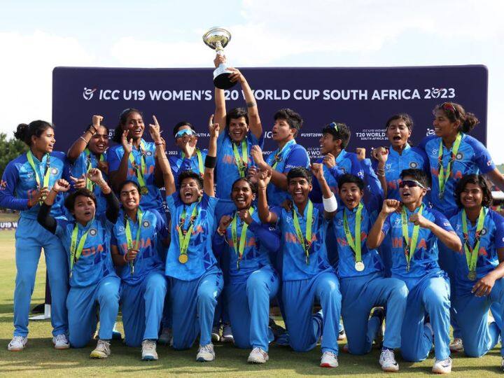अमिताभ बच्चन से लेकर करीना कपूर तक, U19 T20 World Cup जीतने पर इन सेलेब्स ने दी वीमेंस टीम इंडिया को बधाई amitabh Bachchan to Kareena Kapoor and more celebs reaction on womens team India win u19 t20 World Cup अमिताभ बच्चन से लेकर करीना कपूर तक, U19 T20 World Cup जीतने पर इन सेलेब्स ने दी वीमेंस टीम इंडिया को बधाई