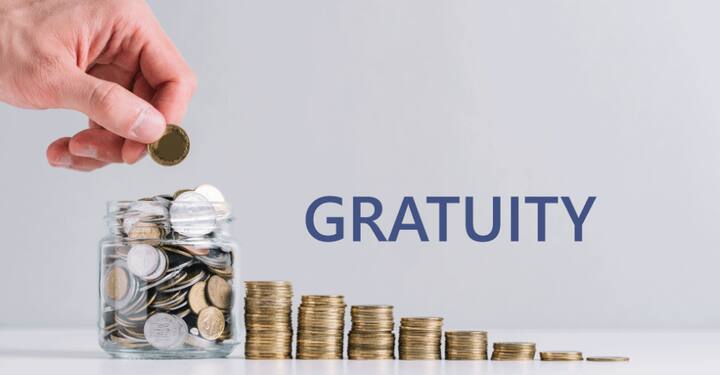 Gratuity Rule : खाजगी क्षेत्रात (Private Sector) काम करणाऱ्या लोकांच्या मनात ग्रॅच्युइटीशी (Gratuity) संबंधित अनेक प्रश्न सतत घोळत असतात.