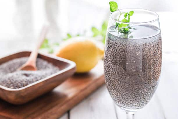 Chia Seed Recipe: অনেকে শুধু জলে ভিজিয়ে রাখেন চিয়া সিড। সেভাবে খান অনেকেই। চেখে দেখতে পারেন এই রেসিপিও।