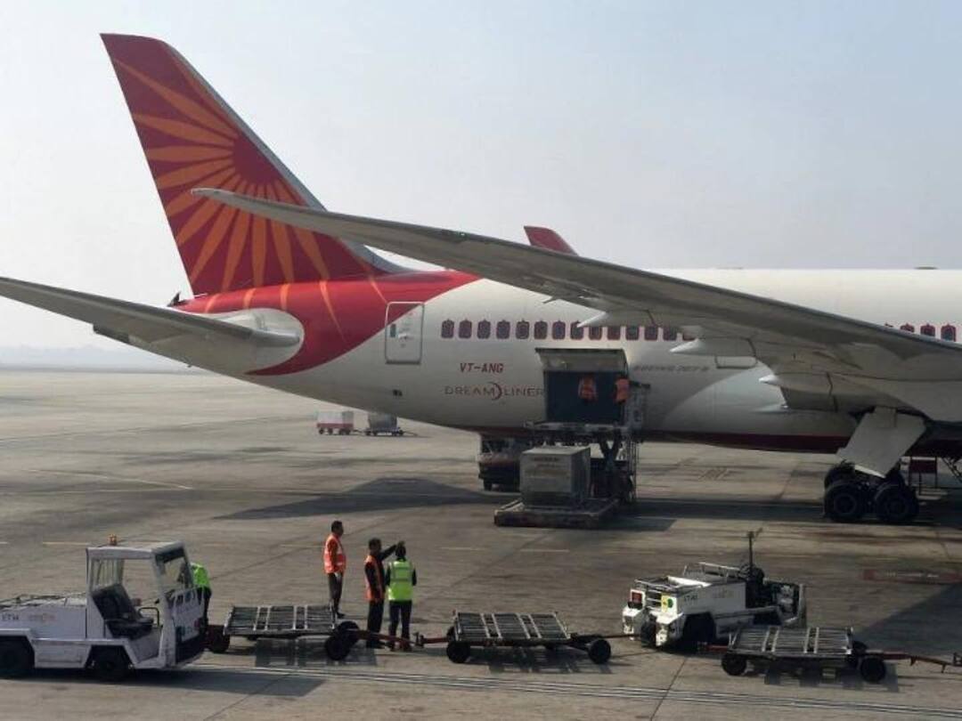 Pee Gate Case Air India's big step after pee scandal now every case will be monitored through software Pee Gate Case: యూరినేట్ ఘటనతో అలెర్ట్ అయిన ఎయిర్ ఇండియా,స్పెషల్ సాఫ్ట్‌వేర్‌తో నిఘా