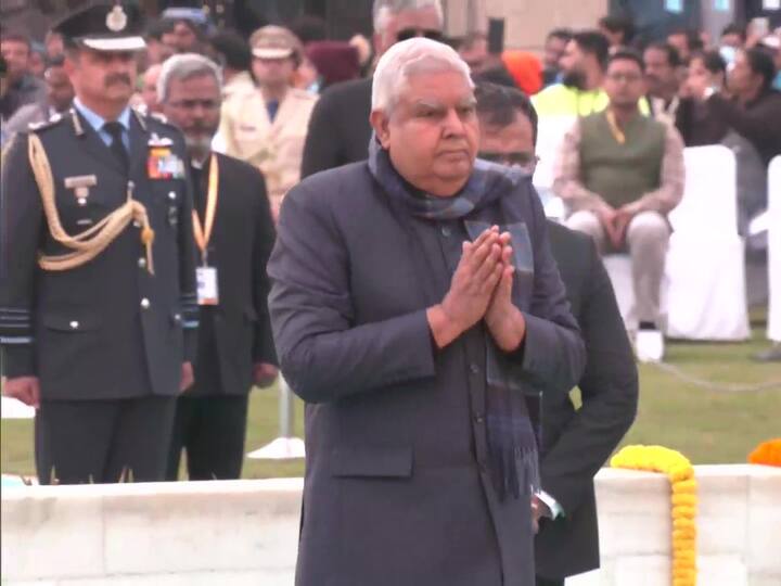 Vice President Jagdeep Dhankhar pays floral tribute at Raj Ghat in Delhi to mark the occasion of Mahatma Gandhi's death anniversary. (Image Credit: ANI | Twitter)