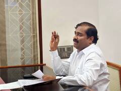 அதானி குழுமத்தால் அரசு நிறுவனங்களுக்கு நெருக்கடி - தமிழக வாழ்வுரிமைக் கட்சித் தலைவர் வேல்முருகன் அறிக்கை