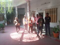 सूरजपुर: शक्कर फैक्ट्री में गन्ना बेचने के लिए रात-रातभर जाग रहे किसान, अव्यवस्था के चलते हजारों रुपये का नुकसान