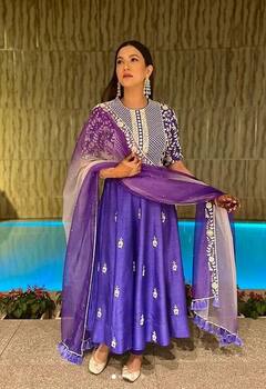 Gauahar Khan: 39 ਸਾਲ ਦੀ ਉਮਰ 'ਚ ਮਾਂ ਬਣਨ ਜਾ ਰਹੀ ਹੈ ਗੌਹਰ ਖਾਨ, ਅਨਾਰਕਲੀ ਸੂਟ ਪਾ ਕੇ 'ਬੇਬੀ ਬੰਪ' ਕੀਤਾ ਫਲਾਂਟ