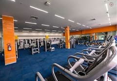 Narendra Modi Stadium: जिम से लेकर स्विमिंग पूल तक, किसी 5 स्टार होटल से कम नहीं है अहमदाबाद का नरेंद्र मोदी स्टेडियम, देखें इनसाइड तस्वीरें