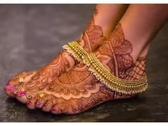 Gold Anklet: મહિલાઓ પગમાં ભૂલથી પણ ના પહેરે સોનાની પાયલ, આ છે ખાસ કારણ
