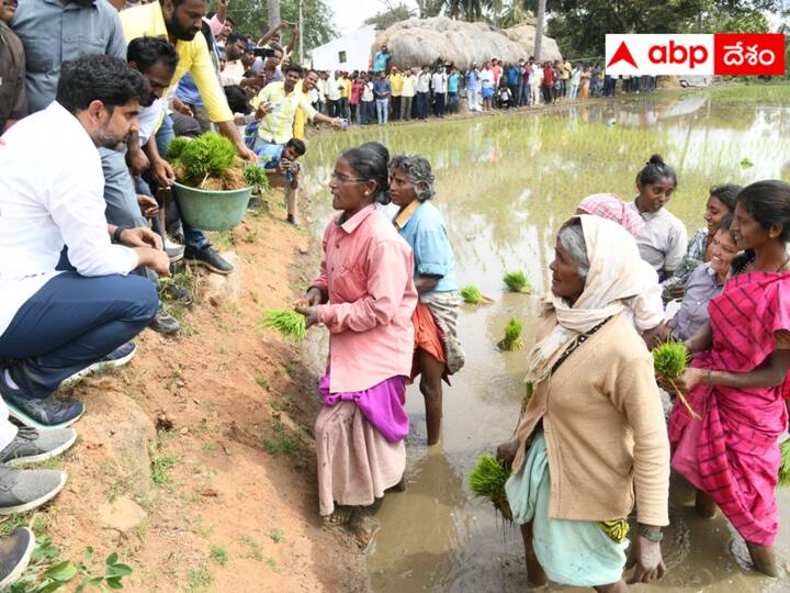 పలమనేరులో లోకేష్ పాదయాత్ర ఉత్సాహంగా సాగుతోంది. అన్ని వర్గాల ప్రజలను కలుస్తూ ముందుకు సాగుతున్నారు.