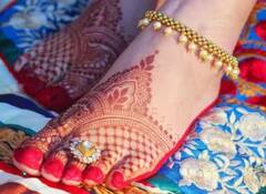 Gold Anklet: ਜੇਕਰ ਔਰਤਾਂ ਪੈਰਾਂ 'ਚ ਸੋਨੇ ਦੀ ਝਾਂਜਰਾਂ ਪਾਉਂਦੀਆਂ ਹਨ, ਤਾਂ ਨਾ ਕਰਨ ਅਜਿਹੀ ਗਲਤੀ, ਹੋਵੇਗਾ ਭਾਰੀ ਨੁਕਸਾਨ