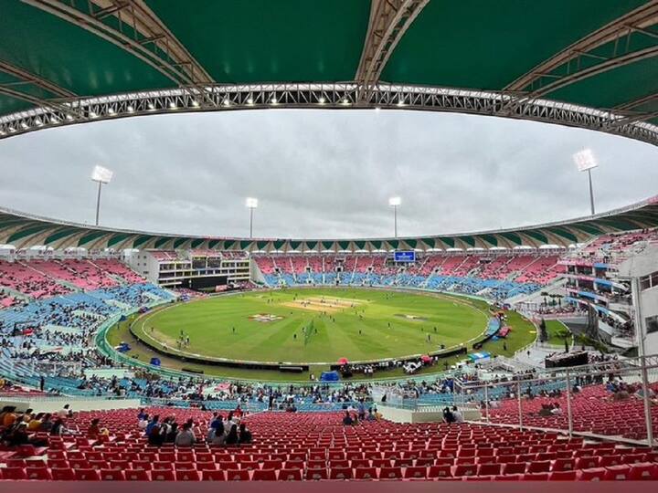 IND vs NZ T20I Lucknow pitch curator removed Now wicket will be ready afresh for IPL 2023 Lucknow Pitch: లక్నో పిచ్ క్యురేటర్ పై వేటు- ఐపీఎల్ కోసం కొత్త పిచ్ ఏర్పాటు!