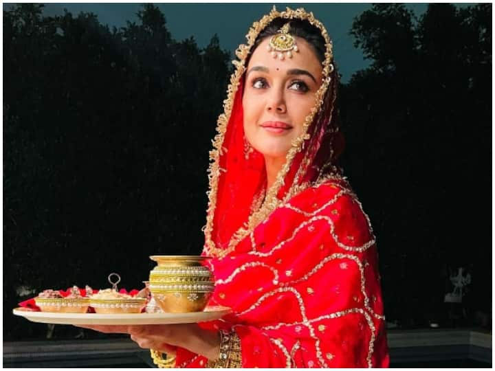 Preity Zinta Birthday: प्रीति जिंटा ने जीन गुडइनफ से शादी की, लेकिन उससे पहले उन्होंने छह सेलेब्स को डेट किया. इस लिस्ट में एक्टर-क्रिकेटर और बिजनेसमैन भी शामिल हैं...