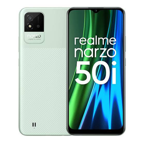 Realme Narzo 50i फोन के 2GB रैम और 32GB स्टोरेज मॉडल की कीमत 7,499 रुपये है. फीचर्स की बात की जाए तो इसमें आपको 6.5 इंच डिस्प्ले, SC9863A प्रोसेसर, 8MP का बैक कैमरा और 5000mAh की बैटरी मिलेगी.