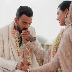 Athiya Shetty KL Rahul Wedding: 416 ਦਿਨ ਤੇ 10,000 ਘੰਟਿਆਂ 'ਚ ਤਿਆਰ ਹੋਇਆ ਆਥੀਆ ਸ਼ੈੱਟੀ ਦਾ ਲਹਿੰਗਾ, ਦੁਲਹਨ ਦੇ ਬ੍ਰਾਈਡਲ ਲੁੱਕ 'ਤੇ ਟਿੱਕੀਆਂ ਫੈਨਜ਼ ਦੀਆਂ ਨਜ਼ਰਾਂ