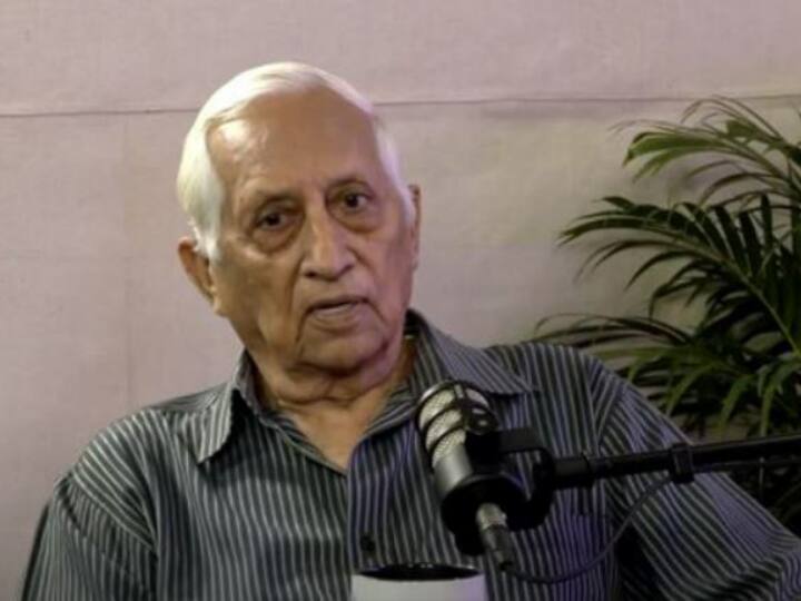 'भिंडरावाला को इंदिरा गांधी ने दी थी शह फिर दे दिया मारने का ऑर्डर,' बोले ऑपरेशन ब्लू स्टार के जनरल कुलदीप बराड़ General Kuldeep Brar of Operation Blue Star said Indira Gandhi had given Jarnail Singh Bhindranwale importance and than punjab sikh 'भिंडरावाला को इंदिरा गांधी ने दी थी शह फिर दे दिया मारने का ऑर्डर,' बोले ऑपरेशन ब्लू स्टार के जनरल कुलदीप बराड़