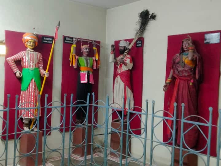 Rajasthan: उदयपुर स्थिति भारतीय लोक कला मंडल में ये सारी चीजें सजोग कर रखा गया है. इसके संस्थापक पद्मश्री देवीलाल सामर ने देश के विभिन्न राज्यों का दौरा कर इसे संग्रहित किया.