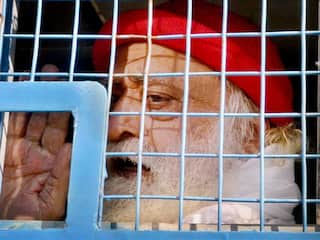 Asaram Bapu Story: रेप केस में उम्रकैद: कभी तांगा चलाता था! कहानी आसुमल सिरुमलानी उर्फ आसाराम की