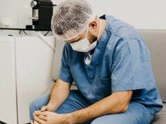 हमारी हेल्थ का ख्याल रखने वाले दुनिया भर के हेल्थ वर्कर बन रहे मानसिक रोगी, इस रिसर्च से घबराई दुनिया