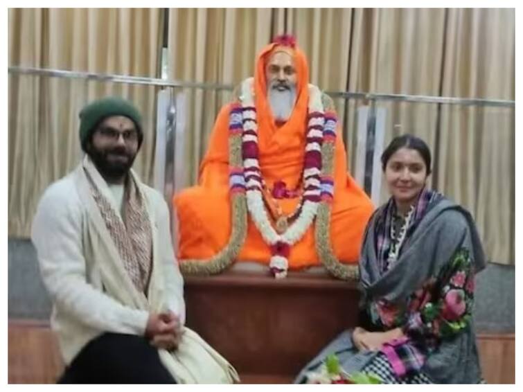 Anushka Sharma And Virat Kohli Visit Rishikesh Ashram Ahead Of Australia Test Series, Seek Blessings Anushka Sharma And Virat Kohli Visit Rishikesh Ashram Ahead Of Australia Test Series, Seek Blessings