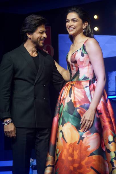 ਕਾਬਿਲੇਗ਼ੌਰ ਹੈ ਕਿ 'ਪਠਾਨ' ਫਿਲਮ ਨਾਲ ਸ਼ਾਹਰੁਖ ਖਾਨ ਦਾ ਫਿਲਮ ਇੰਡਸਟਰੀ 'ਚ ਧਮਾਕੇਦਾਰ ਕਮਬੈਕ ਹੋਇਆ ਹੈ। ਉਨ੍ਹਾਂ ਨੇ ਸਾਬਤ ਕਰ ਦਿੱਤਾ ਹੈ ਕਿ ਉਹ ਇੰਡਸਟਰੀ ਦੇ ਕਿੰਗ ਖਾਨ ਸੀ, ਅਤੇ ਹਮੇਸ਼ਾ ਕਿੰਗ ਖਾਨ ਦੀ ਕੁਰਸੀ 'ਤੇ ਕਾਬਿਜ਼ ਰਹਿਣਗੇ।