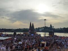 माघी सोहळ्यासाठी चार लाख भाविकांची मांदियाळी, चंद्रभागा तीर भाविकांनी गेला फुलून