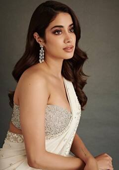 Janhvi Kapoor : जान्हवी कपूरला करायचंय 'या' दाक्षिणात्य सुपरस्टार सोबत काम; अभिनेत्रीने व्यक्त केली इच्छा