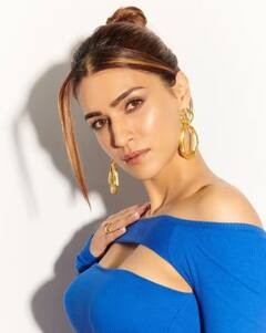 Kriti Sanon Photos: ਬਲੂ-ਕੱਟ ਆਊਟ ਡਰੈੱਸ ਪਾਰਟਨਰ ਨਾਲ ਡੇਟ 'ਤੇ ਜਾਣ ਲਈ ਪਰਫੈਕਟ ਹੈ, ਤੁਸੀਂ ਕ੍ਰਿਤੀ ਸੈਨਨ ਦੇ ਇਸ ਲੁੱਕ ਨੂੰ ਫਾਲੋ ਕਰ ਸਕਦੇ ਹੋ