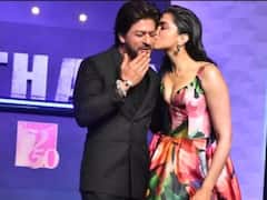 Shah Rukh Khan Croons 'Aankhon Mein Teri' For His ‘Pathaan’ Co-Star Deepika Padukone