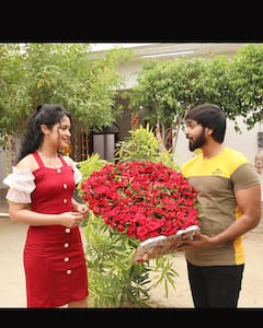 Apsara Rani: 'హంట్' భామ అప్సర రాణితో 'బిగ్ బాస్' మానస్