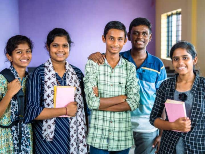 Best scholarship program for 12th pass students know how to apply 12वीं पास छात्रों के लिए सबसे बेहतर स्‍कॉलरशिप प्रोग्राम, जानिए कैसे कर सकते हैं अप्लाई