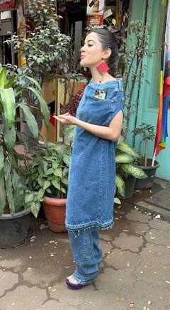 Uorfi Javed New Outfit: ਜਦੋਂ ਉਰਫੀ ਦਾ ਪਹਿਰਾਵਾ ਖਰਾਬ ਹੋ ਗਿਆ ਤਾਂ ਉਸ ਨੇ ਜਲਦਬਾਜ਼ੀ 'ਚ ਅਜਿਹਾ ਪਹਿਰਾਵਾ ਪਾਇਆ ਕਿ ਲੋਕ ਆਲੇ-ਦੁਆਲੇ ਦੇਖਣ ਲੱਗੇ।