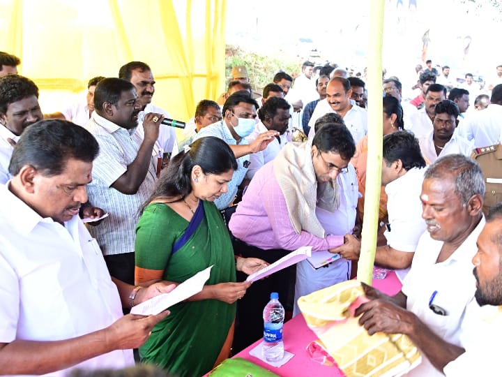 கடம்பாகுளம் உபரிநீர் கால்வாய் தூர்வாறும் பணிகள் செப்டம்பருக்குள் முடிக்கப்படும் - கனிமொழி