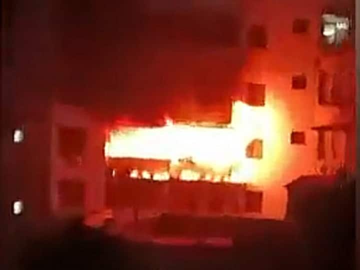 Jharkhand People feared trapped Major fire breaks out apartment Dhanbad DSP Law and Order Jharkhand: 3 Kids Among 14 Dead In Dhanbad Building Fire, Rescue Ops Underway