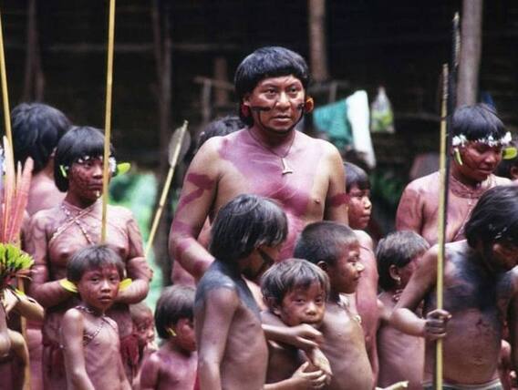 Weird Traditions: ਪਰਿਵਾਰਕ ਮੈਂਬਰਾਂ ਦੇ ਅੰਤਿਮ ਸੰਸਕਾਰ ਦੀ ਸੁਆਹ ਤੱਕ ਨਹੀਂ ਛੱਡਦੇ, ਸੂਪ ਬਣਾ ਕੇ ਪੀਂਦੇ ਹਨ ਲੋਕ, ਅਜੀਬ ਹੈ ਇਹ ਪਰੰਪਰਾ!