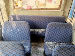 ఎల్లారెడ్డిపేటలో స్కూలు బస్సుకు ప్రమాదం, వెనక నుంచి వేగంగా గుద్దిన ఆర్టీసీ బస్సు