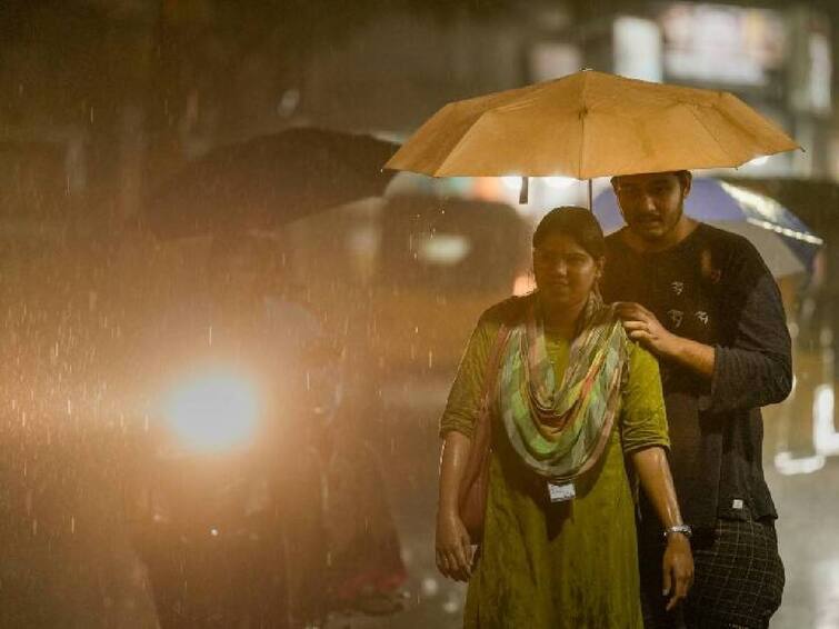 Tamil Nadu will receive heavy rains today and tomorrow due to the low depression zone over the Bay of Bengal, the Meteorological Department said. TN Rain Alert: இன்று கரையை கடக்கும் காற்றழுத்த தாழ்வு மண்டலம்.. தமிழகத்தில் எங்கெல்லாம் கனமழை? இன்றைய வானிலை நிலவரம் இதோ..