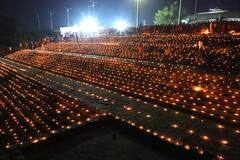 Aurangabad News: पैठणचा गोदाकाठ 11 हजार दिव्यांनी उजळला; गोदावरी प्रकट दिनानिमित्त दीपोत्सव साजरा