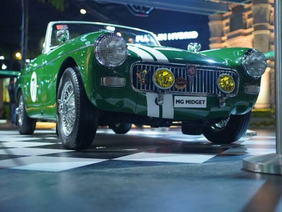 दिसायला देखणी, ही कार लय चिकणी! पाहा फोटो