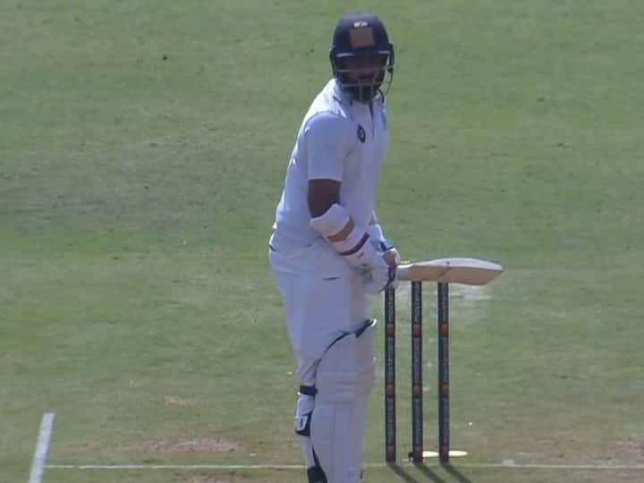 Hanuma Vihari played with his fractured wrist in 4th Quarter Final of Ranji Trophy 2022-23 in 2021 like Sydney test हनुमा विहारी ने फिर दिखाया सिडनी वाला जज्बा, इस बार कलाई टूटने के बाद लेफ्टी बनकर की बल्लेबाजी